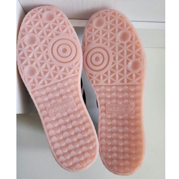 Adidas Hello Kitty HK x Sambae White Black Pink Red Bow Women's 7 NEW- IG4450 - Picture 7 of 12